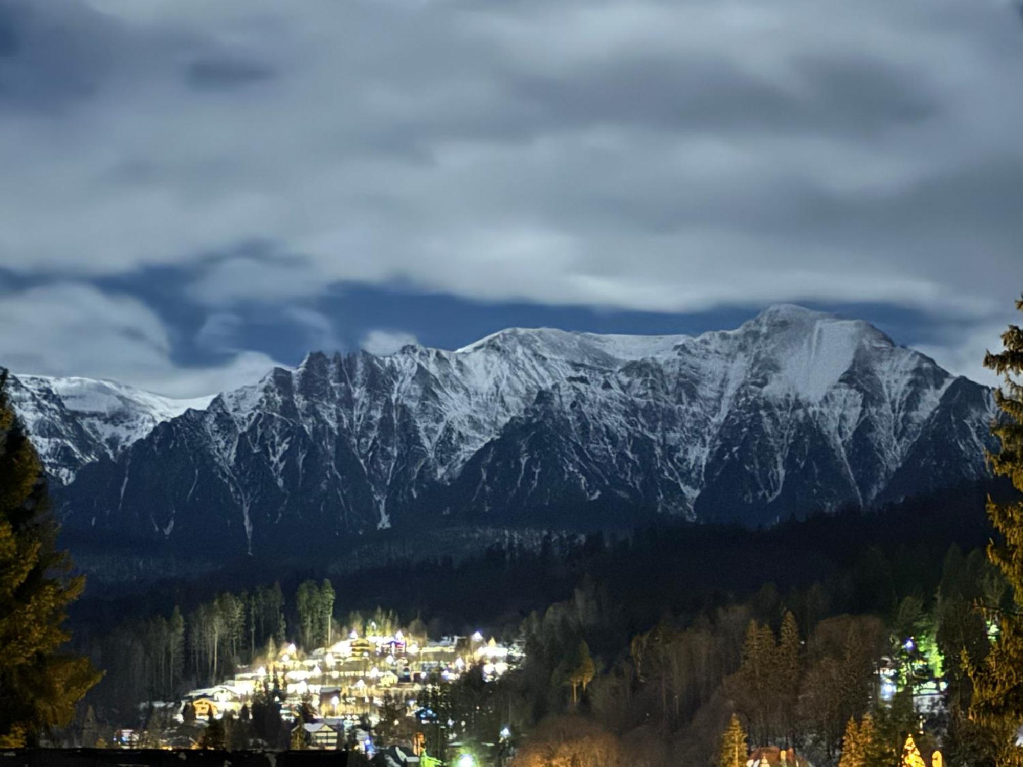 Pine Peak Apartments Предял Екстер'єр фото
