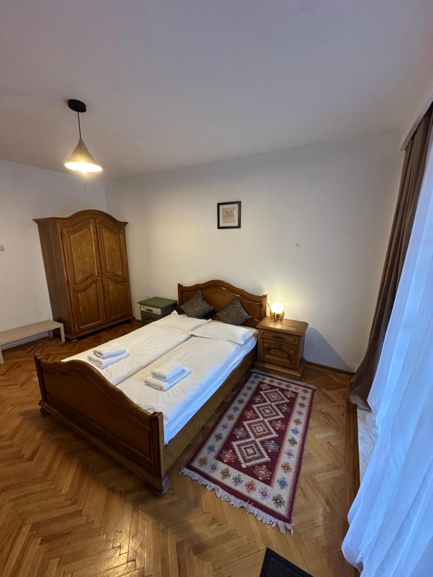 Pine Peak Apartments Предял Екстер'єр фото